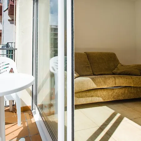 Easy Lloret Apartamento *